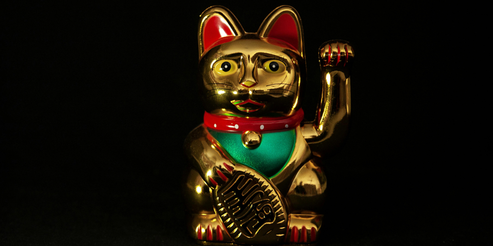 Lucky cat symbol