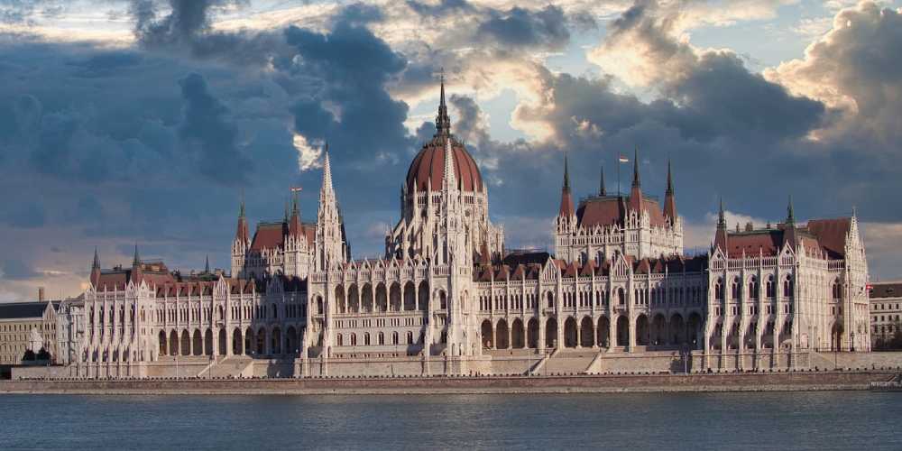 Budapest Gambling In 2025 – Where To Play Games In Hungary?